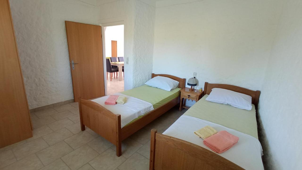 Vila Kula Aparthotel Nin Bagian luar foto